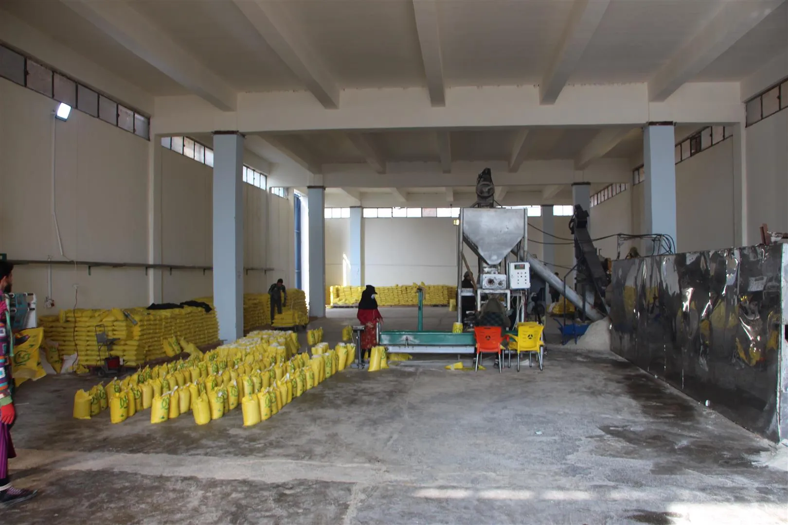 ​​​​​​​Kargeha Roşina rojane 25 ton xwê hildiberîne