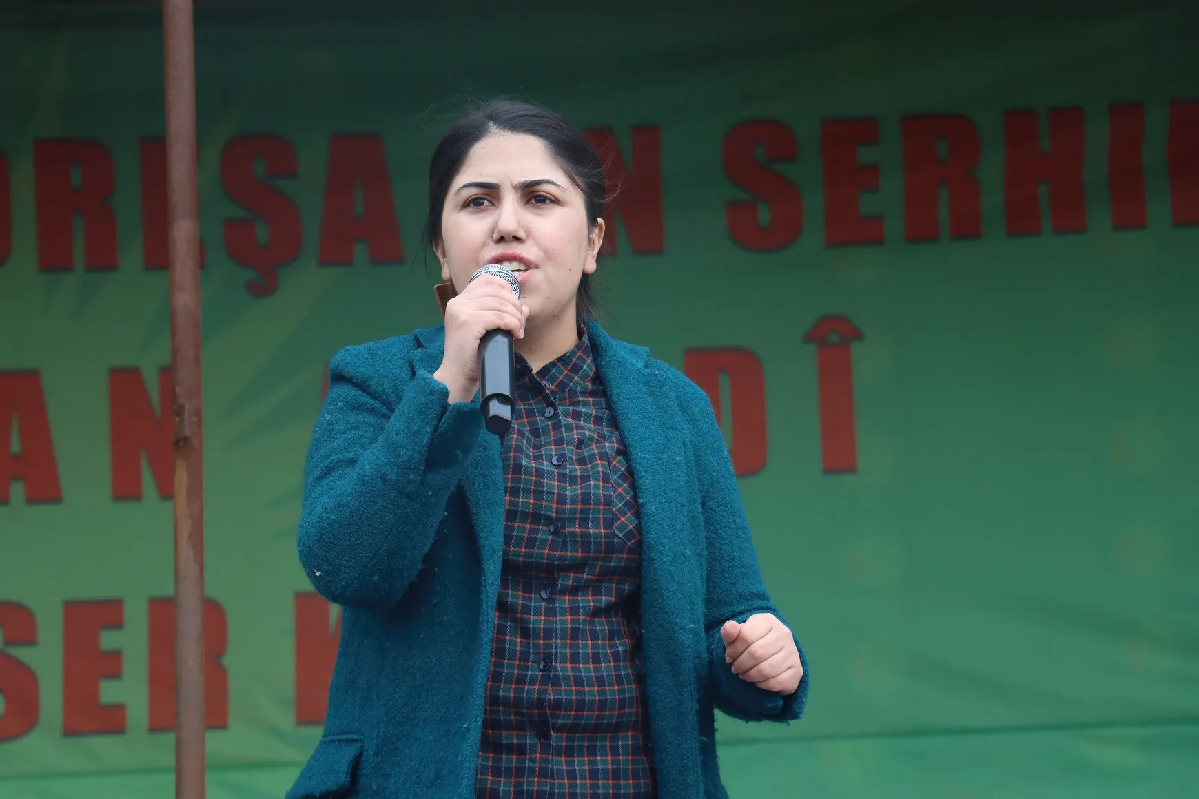 ​​​​​​​Ji bo piştgiriya serhildana li Îranê û şermezarkirina komkujiya Parîsê ya duyemîn çalakî
