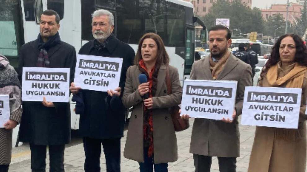 Parlamenterên HDP’ê: Heta ku hevdîtin pêk bê çalakiya me dê bidome
