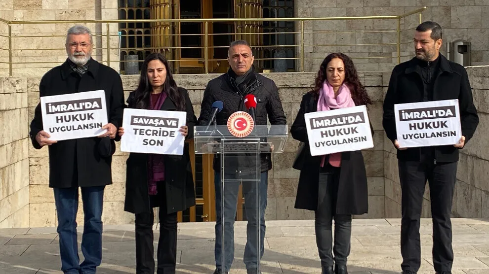 Parlamenterên HDP’ê: Tecrîd nahêle civak aram bibe