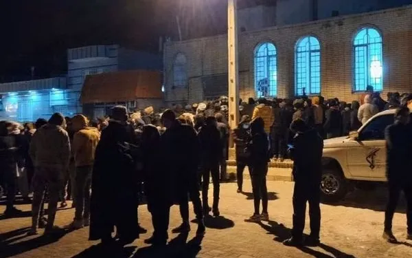 Serhildana li Rojhilatê Kurdistanê û Îranê dewam dike