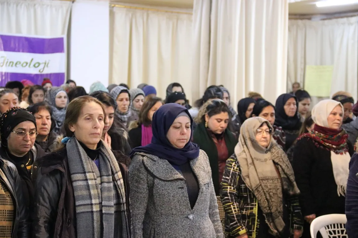 ​​​​​​​Konferansa Navenda Lêkolînên Jineolojiyê tê lidarxistin