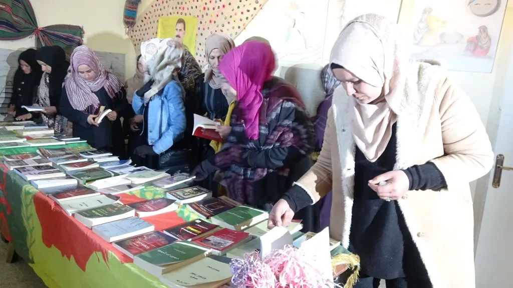 Li Eyn Îsayê pêşengeha pirtûkên Rêber Ocalan