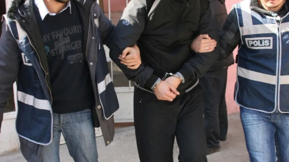 Li Bismilê di operasyona qirkirina siyasî de 10 kes hatin girtin