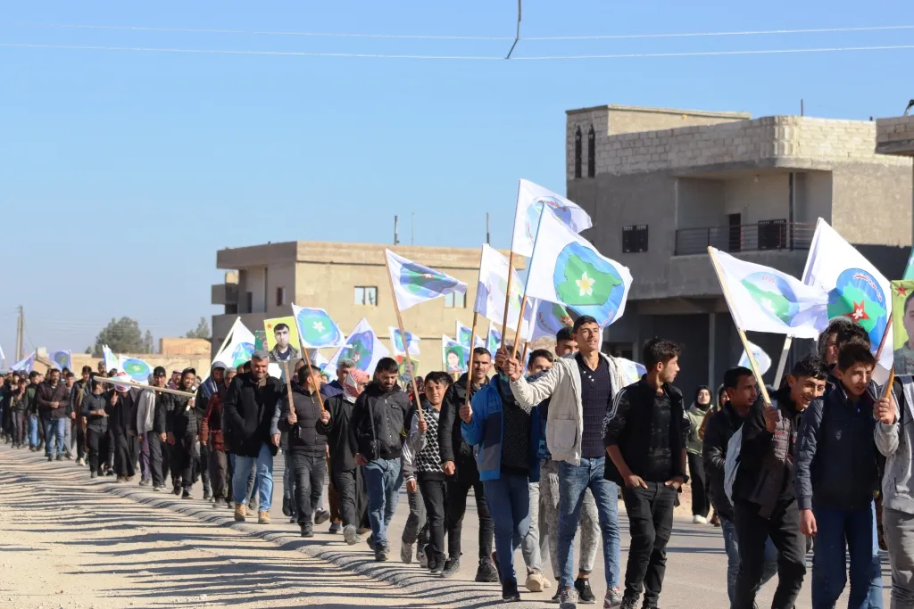 Ciwanên Partiya Sûriya Pêşerojê lihevkirinên li dijî Bakur û Rojhilatê Sûriyê şermezar kirin