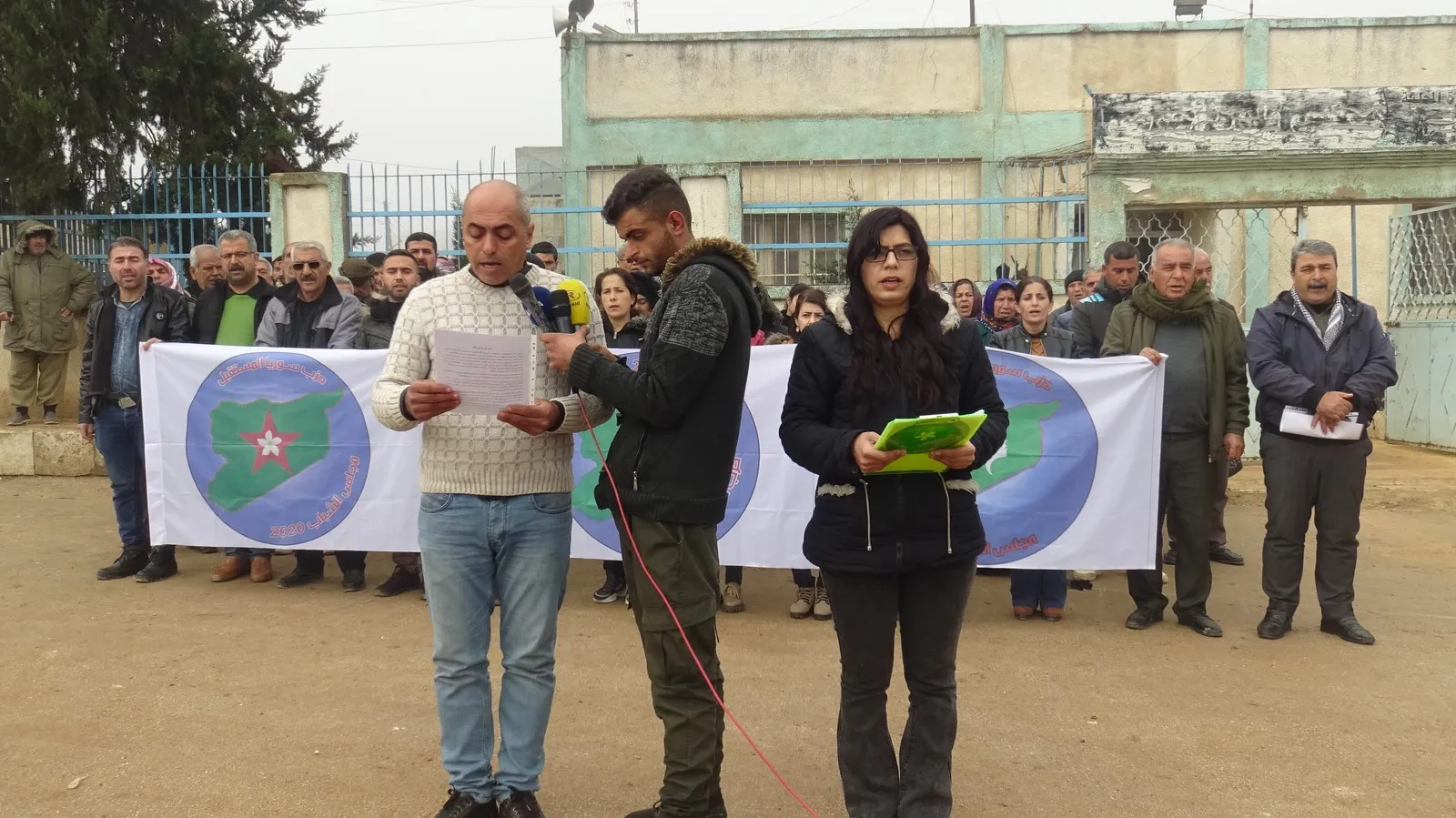 ʹ Li hemberî bazara Şam-Enqereyê bisekininʹ