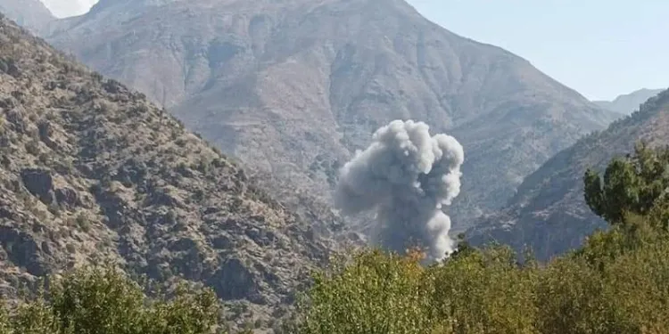 Balafirên Tirkiyeyê gundekî Amêdiyê bombebaran kir