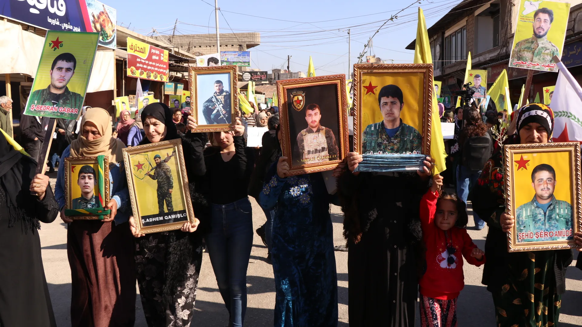 Li Qamişlo bi hezaran kesî êrişên li ser Efrînê û Girtîgeha Sînaa şermezar kirin