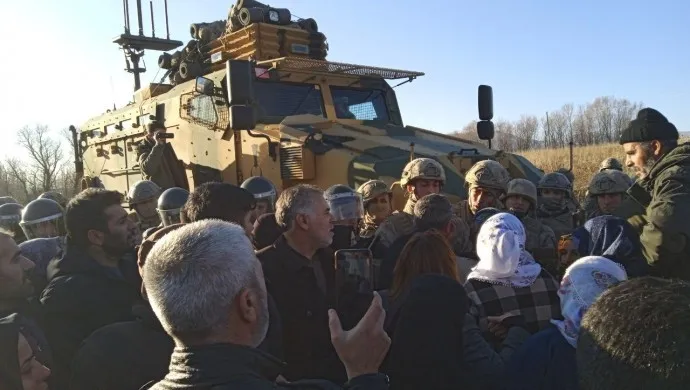 Cenazeyê Mîr Perwer di bin dorpêça leşkeran de hat veşartin-HAT NÛKIRIN