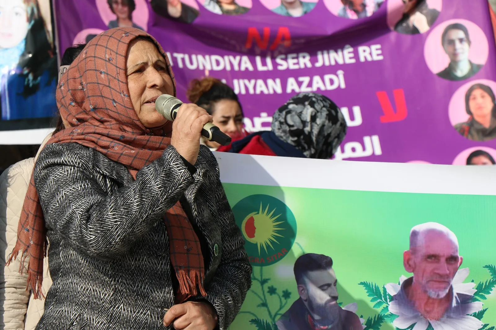 Şêniyên Bakur û Rojhilatê Sûriyê şehîdên komkujiya Parîsê bi bîr anîn