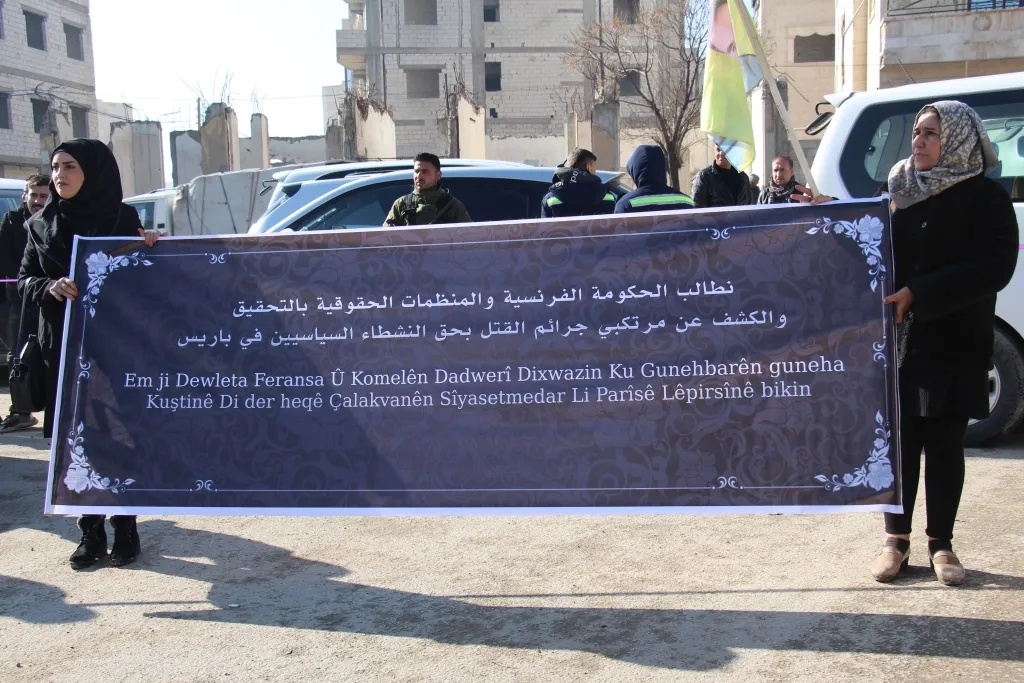 Şêniyên Bakur û Rojhilatê Sûriyê şehîdên komkujiya Parîsê bi bîr anîn