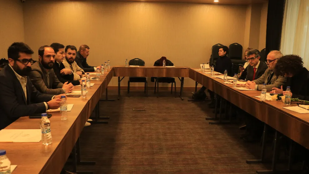 ​​​​​​​Delegasyona Navneteweyî serdana xwe ya li Amedê bi dawî kir