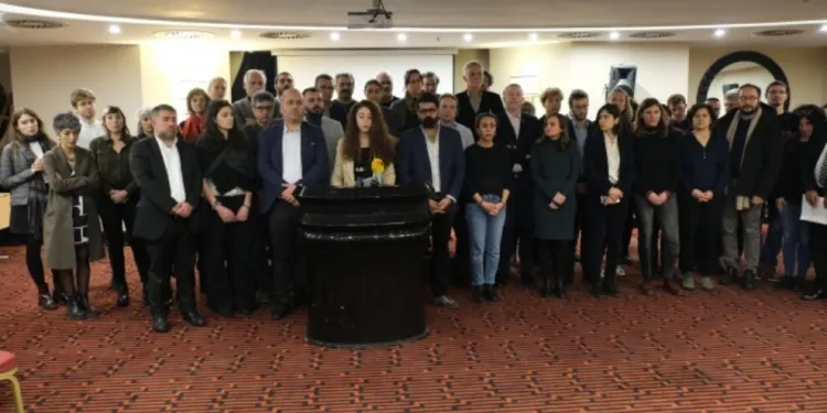 ʹHeta ku pergala îşkenceyê ya li Îmraliyê ji holê ranebe pirsgirêk çareser nabinʹ