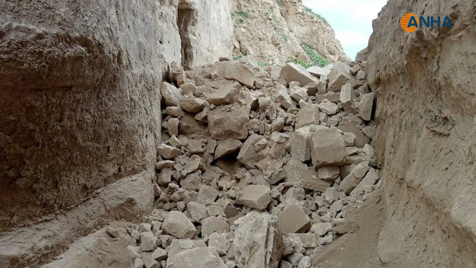 Ji ber erdhejê zirar gihaşt Keleha Necim