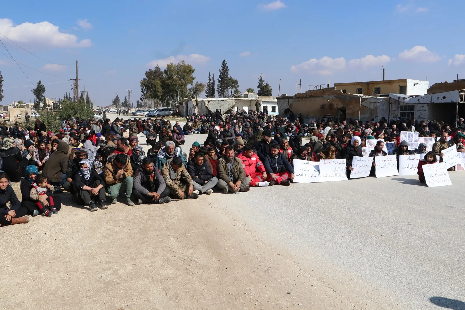 ​​​​​​​Koçberên Efrînê û xelkê Şehbayê li dijî siyasetên hikumeta Şamê derketin