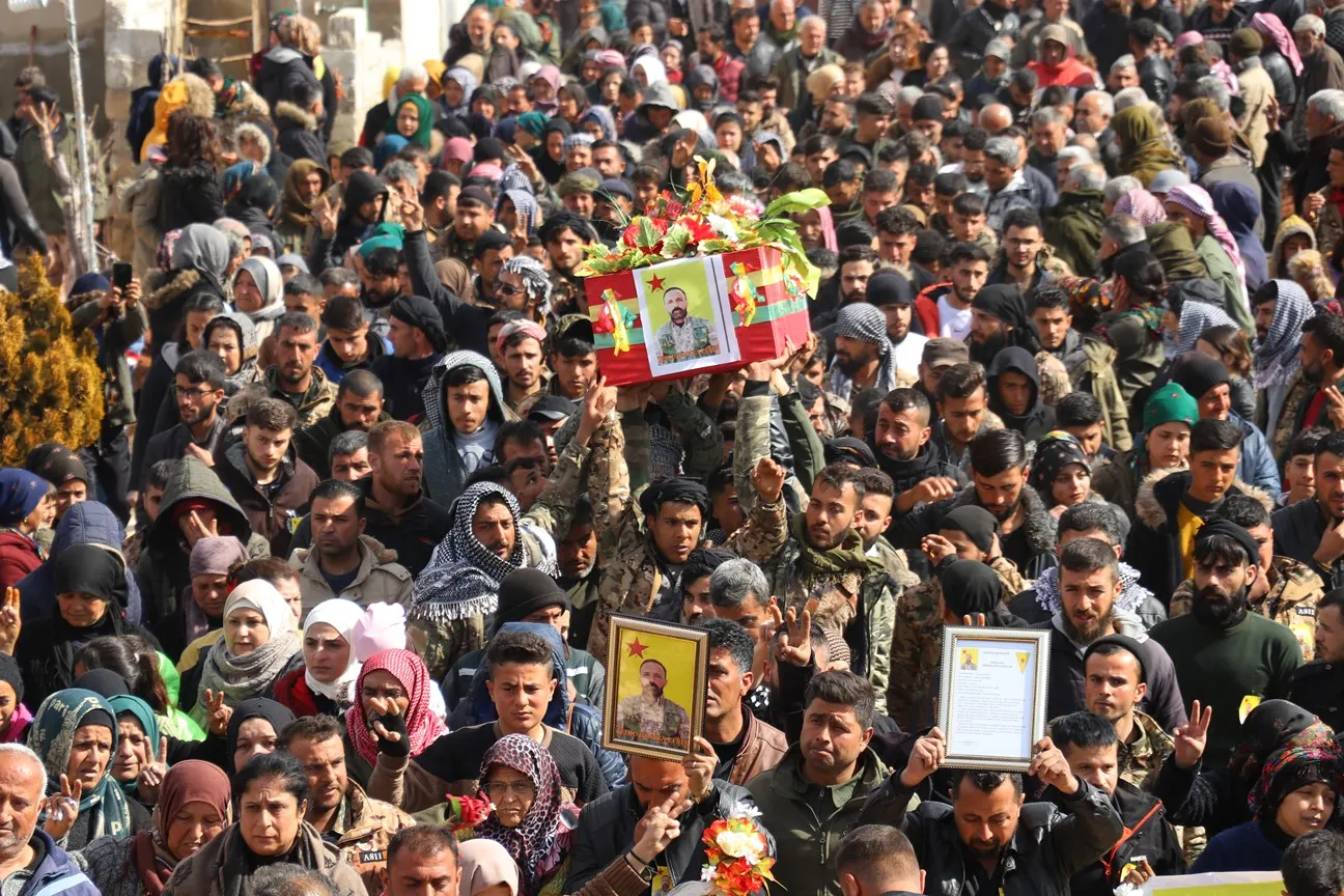 ​​​​​​​Şêniyên Efrînê şehîd Gîvara Efrîn oxir kir