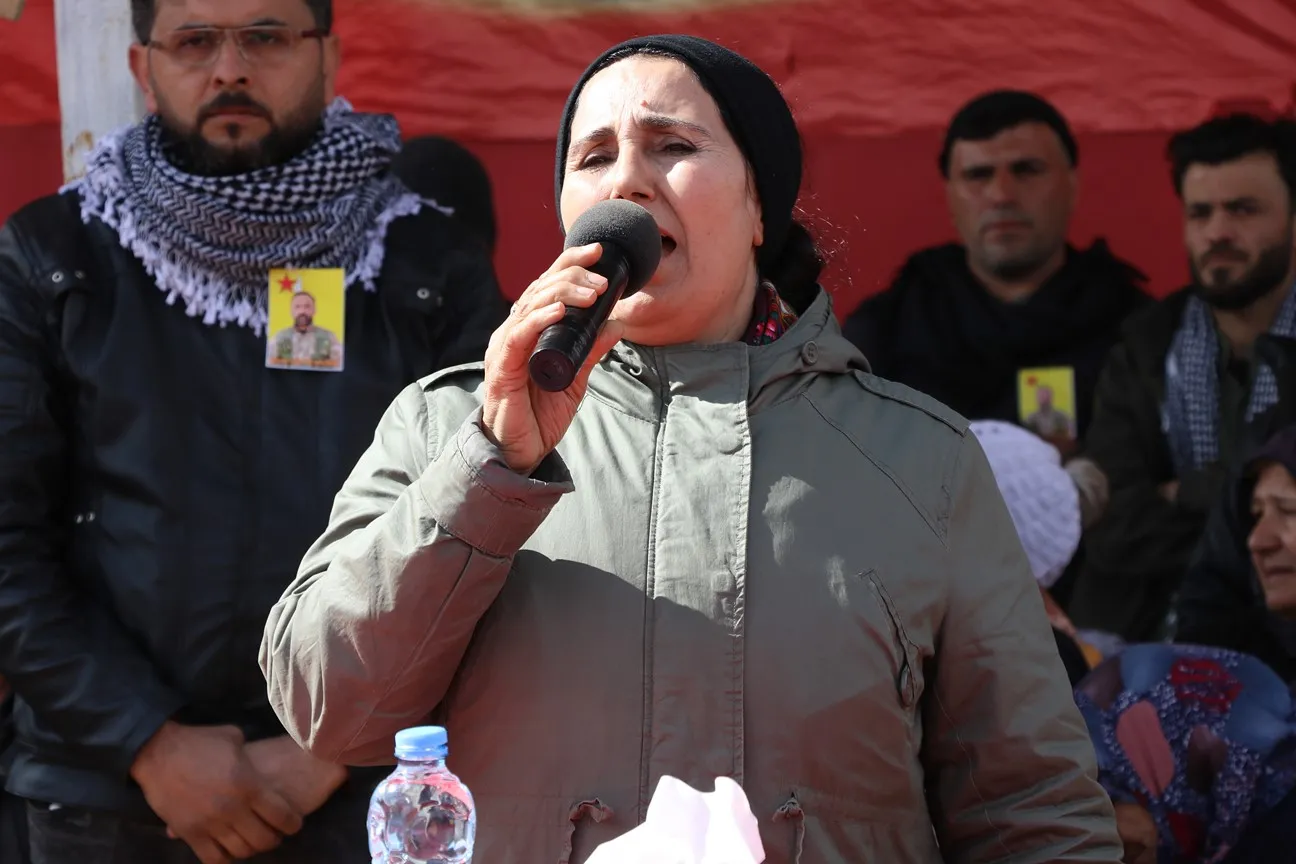 ​​​​​​​Şêniyên Efrînê şehîd Gîvara Efrîn oxir kir