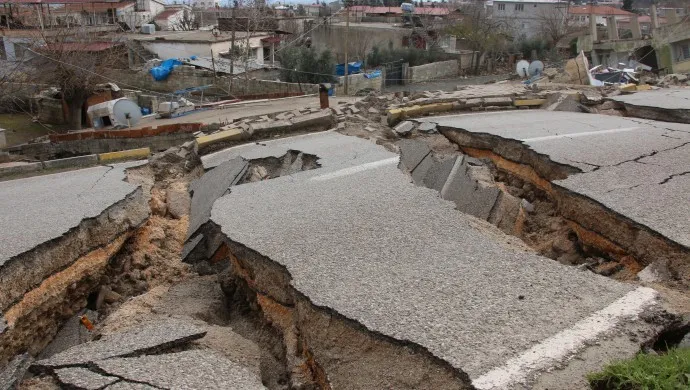 Bîlançoya erdhejê li Bakurê Kurdistanê giran dibe: 22 hezar û 327 jiyana xwe ji dest da