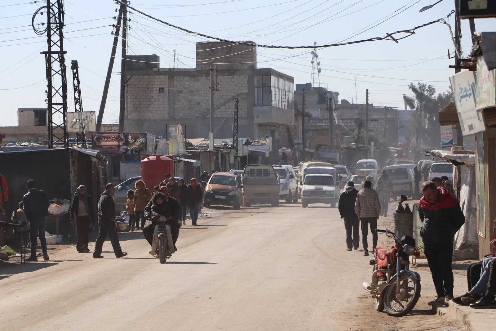 ​​​​​​​Bekir Elo: Alîkariyên mirovî û sotemenî negihaşt kantona Şehbayê