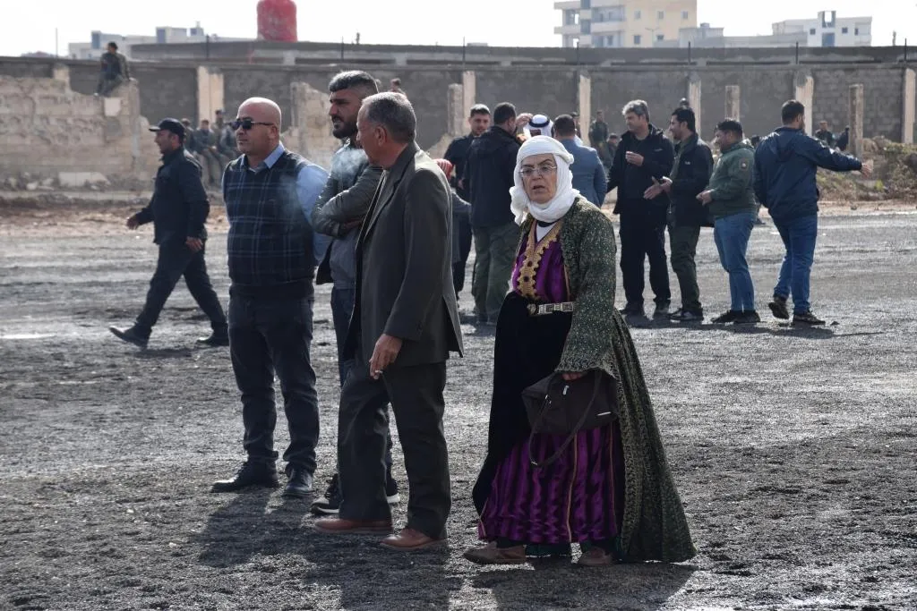 ​​​​​​​Gelên Bakûr û Rojhilatê Suriyê diherikin qadên Newrozê