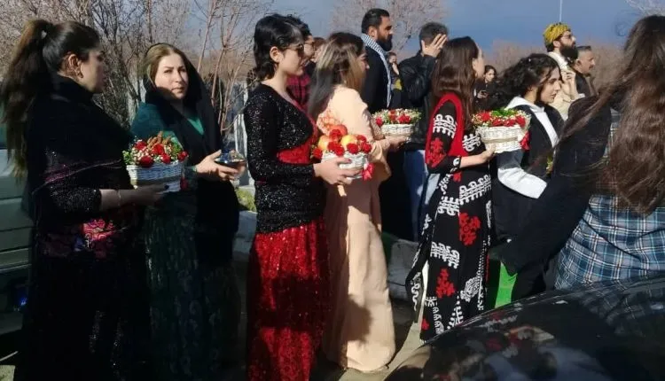 ​​​​​​​Di Serhildana ‘Jin, Jiyan, Azadî’ de agirê Newrozê geş bû