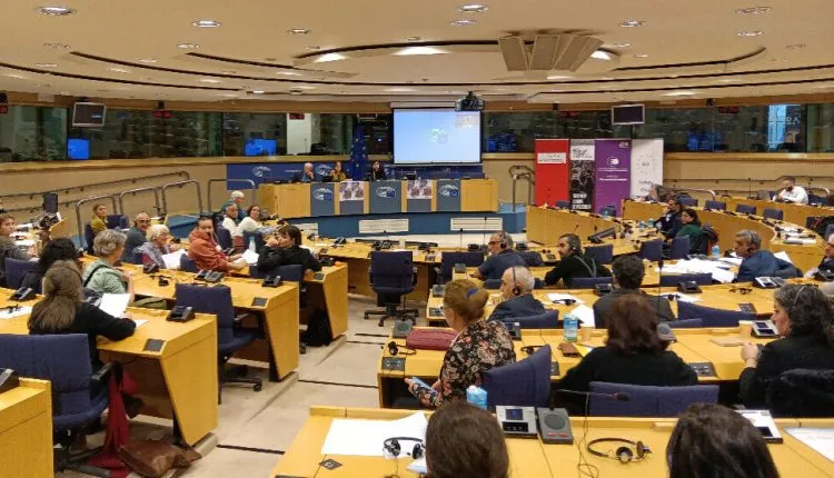 ​​​​​​​Encamnameya Konferansa Kurd hate eşkerekirin