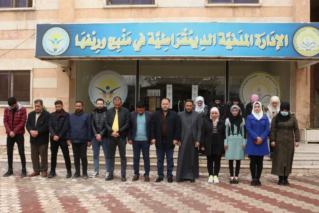 ​​​​​​​Ji bo şehîdên Helebceyê 5 deqeyan rêz hate girtin