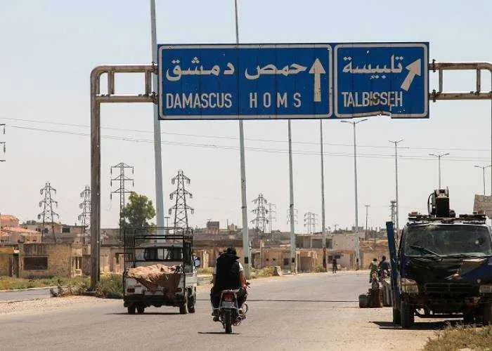 Kesên nenas êrişî navenda Muxaberata Leşkerî ya hikumeta Şamê kir