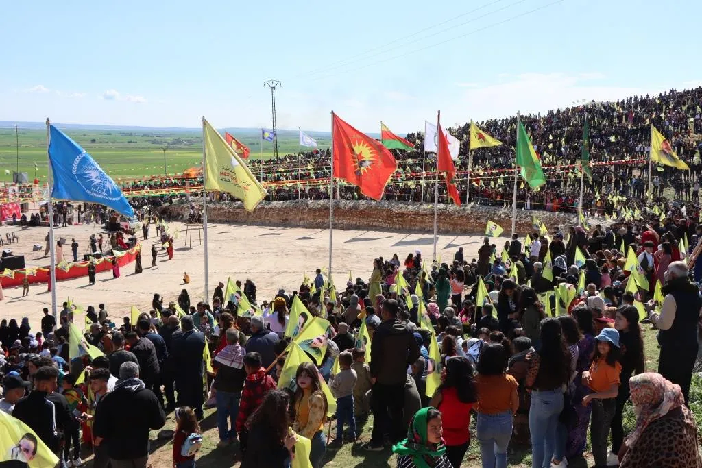​​​​​​​Di pîrozbahiya li Kobanê de banga berxwedan û yekitiyê