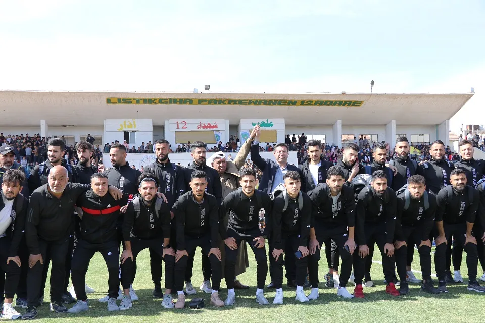 Bi serdana gorên şehîdan çalakiyên 12′yê Adarê dest pê kirin