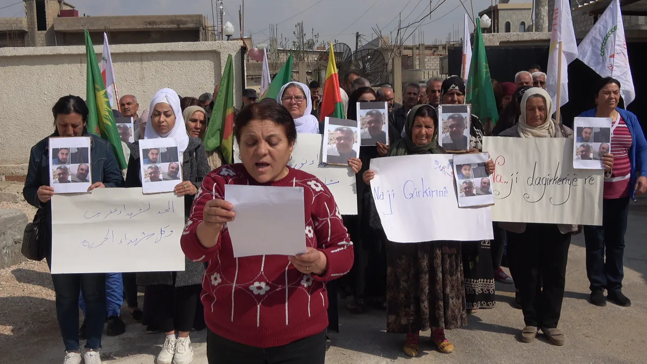 Meclisên PYD'ê xwest hesab ji Tirkiyeyê bê pirsîn
