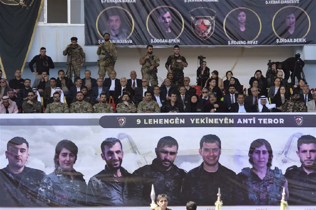 ​​​​​​​Şehîdên YAT’ê ber bi warên wan ve hatin birêkirin