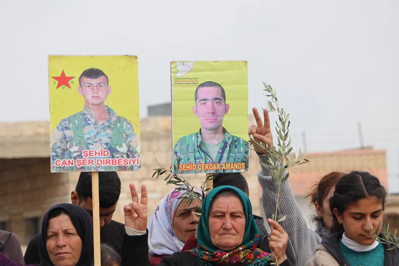 Şêniyên Efrînê: Em ê Berxwedana Serdemê mezin bikin û dagirkeriyê tune bikin