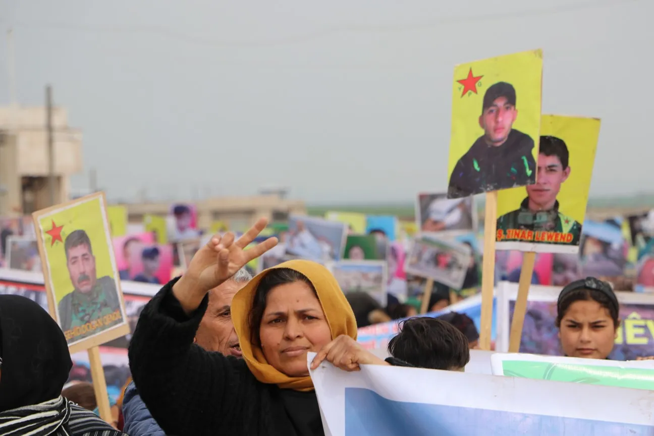 Şêniyên Efrînê: Em ê Berxwedana Serdemê mezin bikin û dagirkeriyê tune bikin