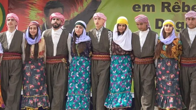 Pîrozbahiyên Newroza Bakûr û Rojhilatê Suriyê bi dirûşmeyên azadiyê bi dawî bûn