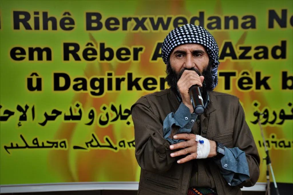 Pîrozbahiyên Newroza Bakûr û Rojhilatê Suriyê bi dirûşmeyên azadiyê bi dawî bûn