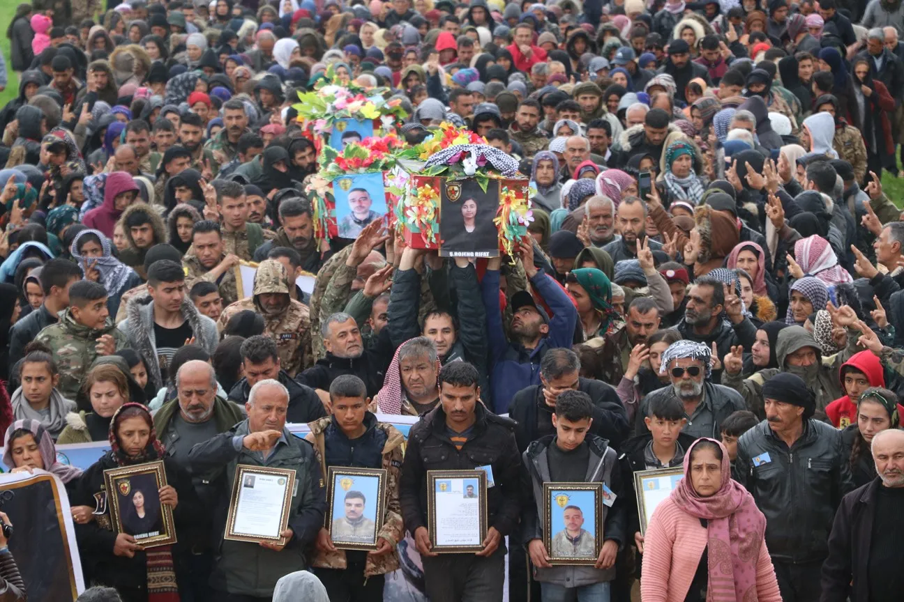 ​​​​​​​Li Şehbayê 3 şehîdan hatin oxirkirin