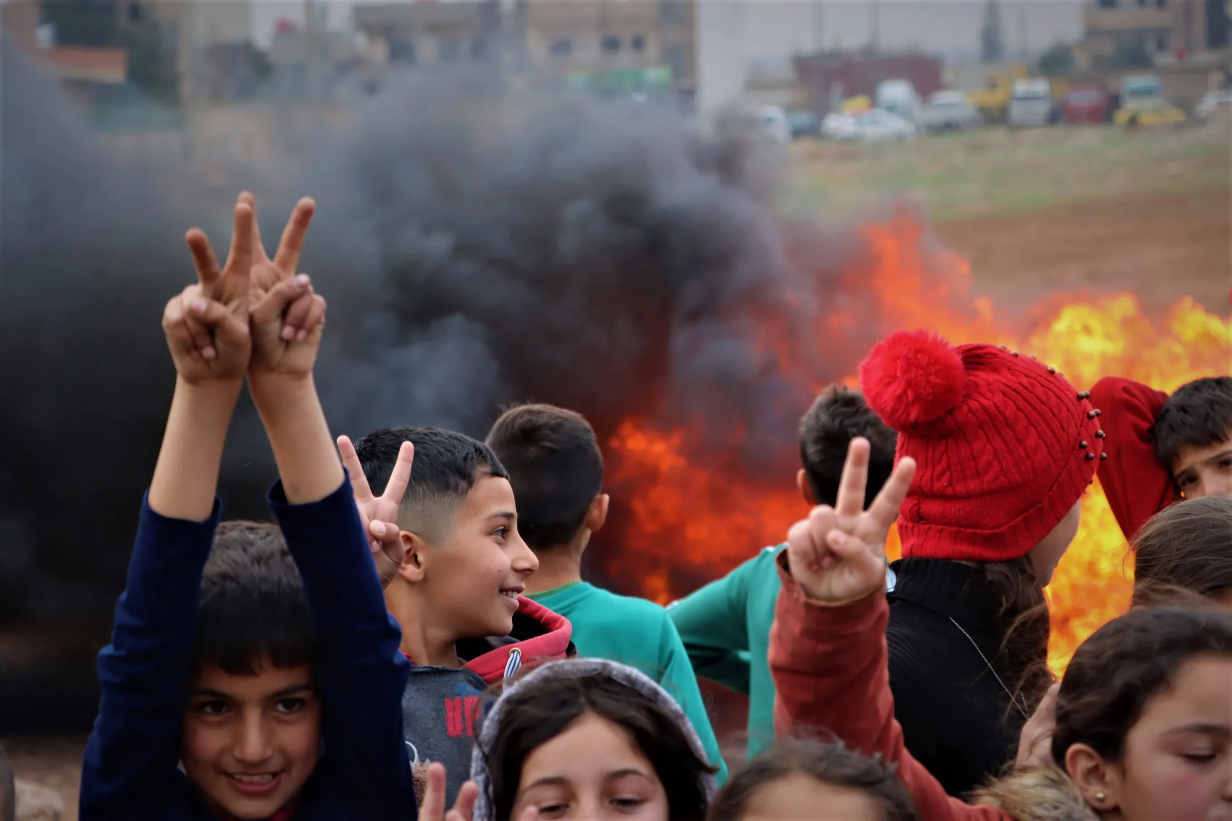 ​​​​​​​Kolan û qadên Bakur û Rojhilatê Sûriyeyê bi agirê Newrozê xemilîn