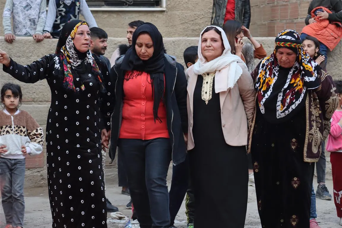 ​​​​​​​Li Tirbespiyê û Hesekê agirê Newrozê hat dadan