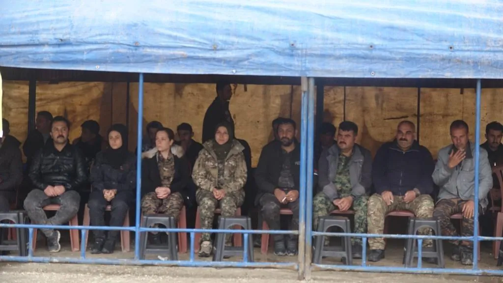 Meclisa Idliba Kesk: Şoreş heta serkeftina gel û pêkanîna demokrasiyê