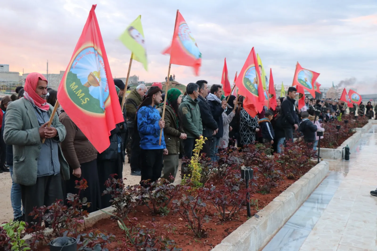 ​​​​​​​Kolan û qadên Bakur û Rojhilatê Sûriyeyê bi agirê Newrozê xemilîn