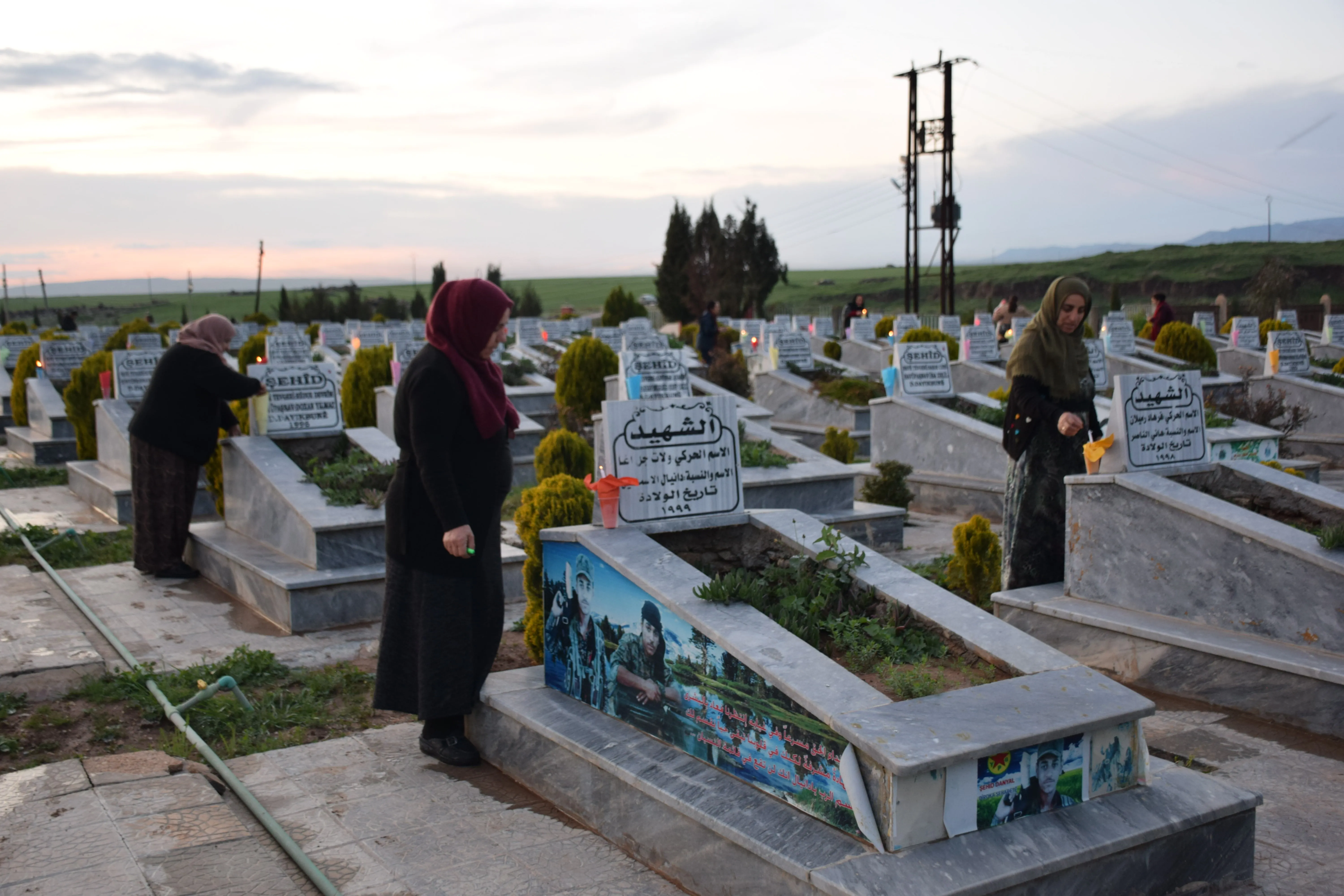 Li Goristan Şehîd Xebat Dêrik ji bo Newrozê mûm hatin pêxistin