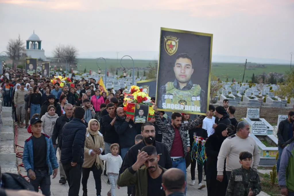 ​​​​​​​Şênyên Dêrik, Girkê Legê û Çilaxa cenazeyên 6 şehîdan oxir kirin