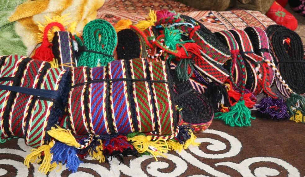Li Amûdê 2 jinên hostayên cil û bergên kurdî