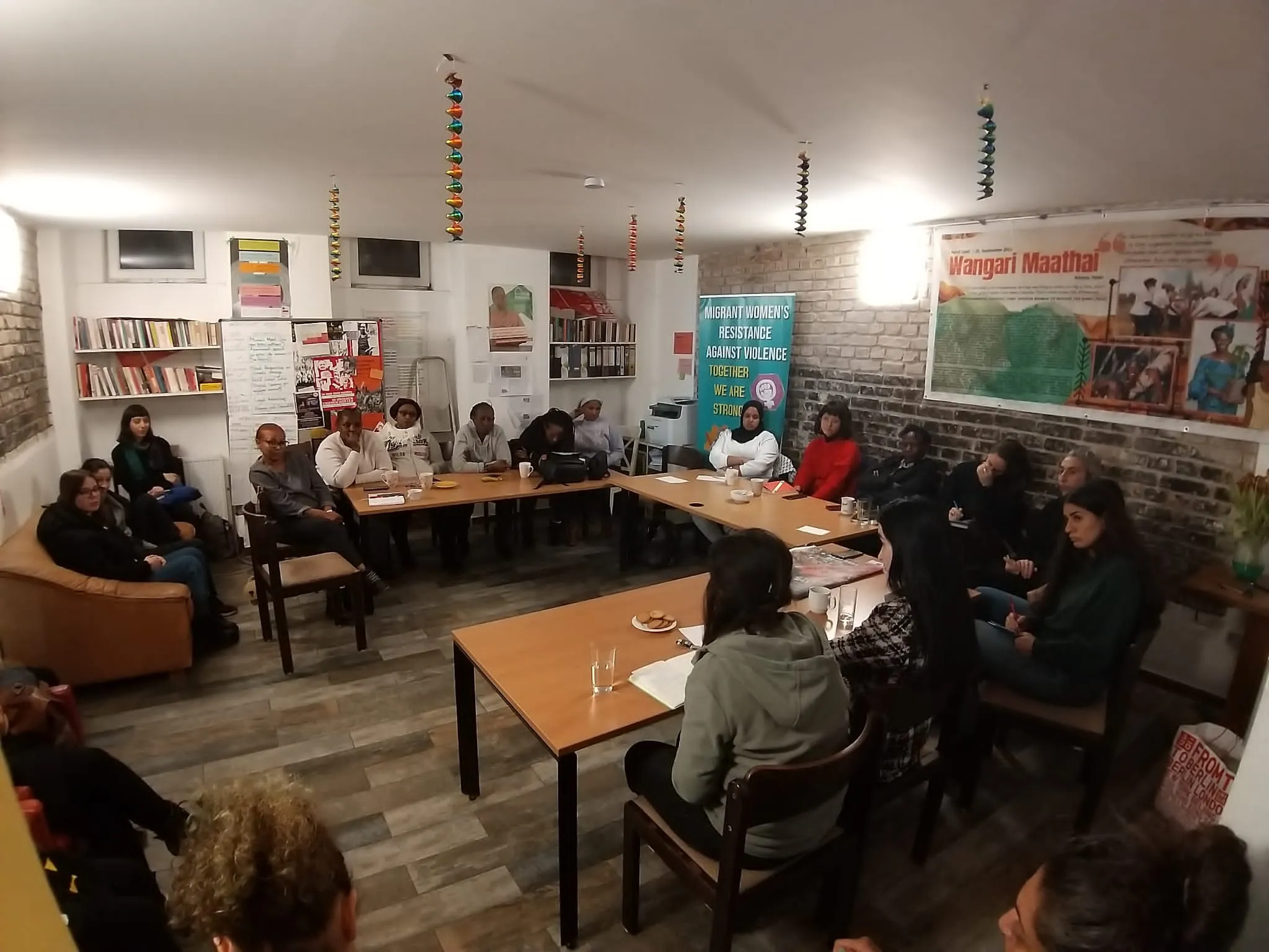 ​​​​​​​Şandeya zanîngehên Rojava û Kobanê hevdîtin li Almanyayê pêk anîn