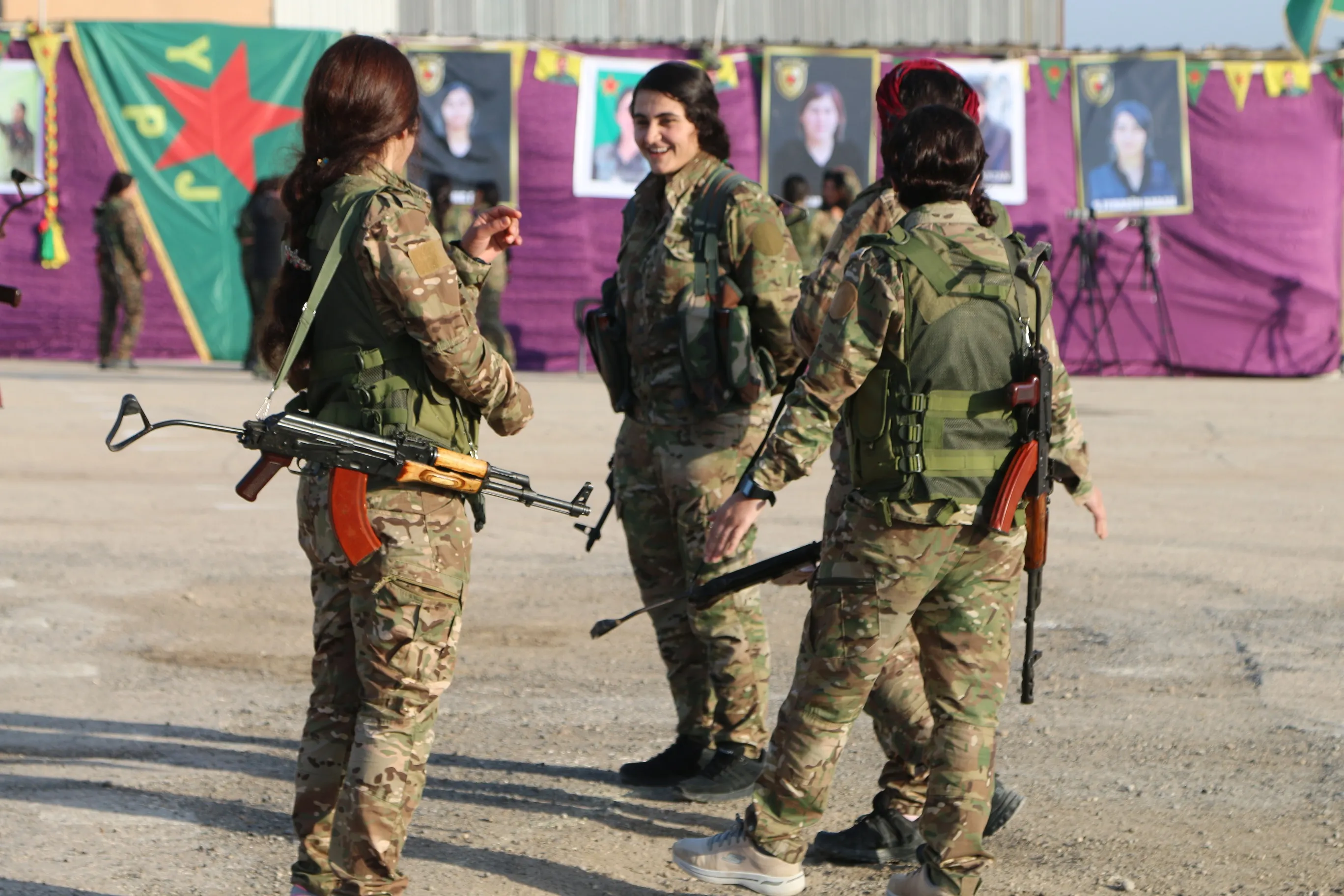 Şervanên YPJ`ê: 4’ê Nîsanê vejîn e