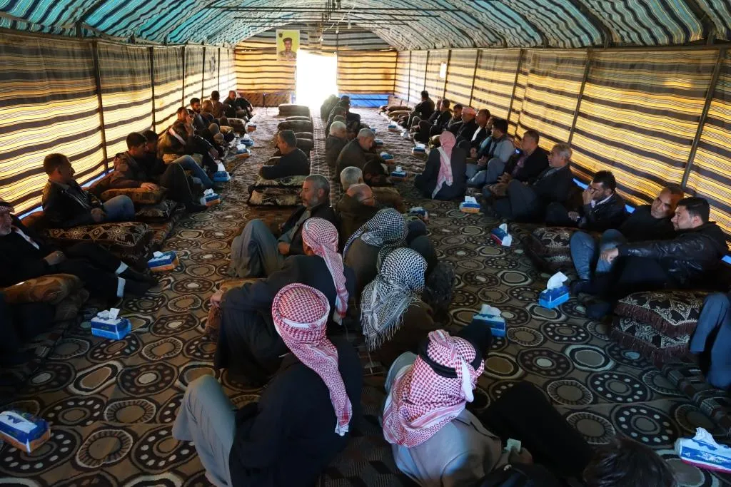 Şêniyên Kobanê sersaxî da malbata şehîd Îskender