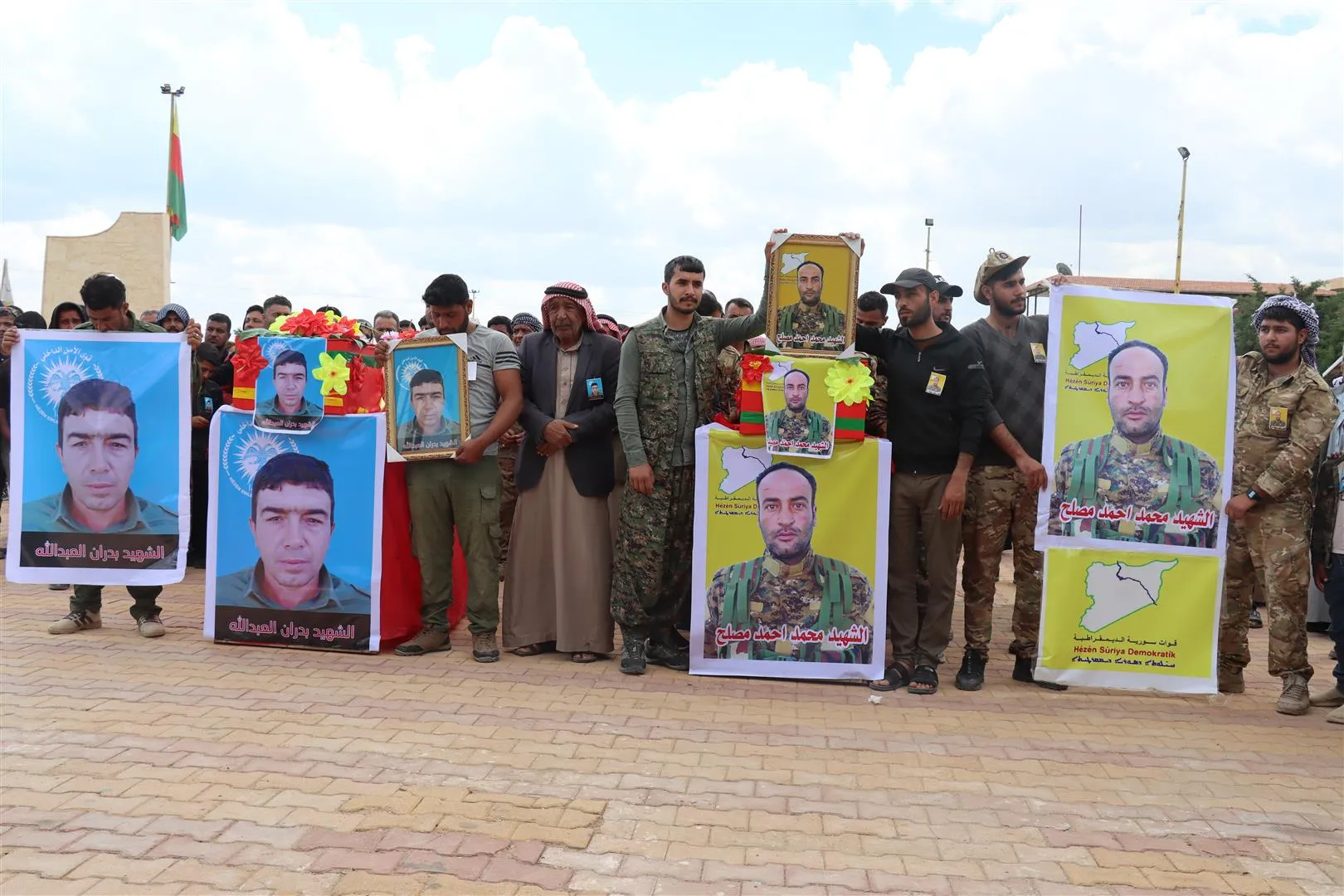 Li Hesekê merasîma oxirkirina du şehîdan