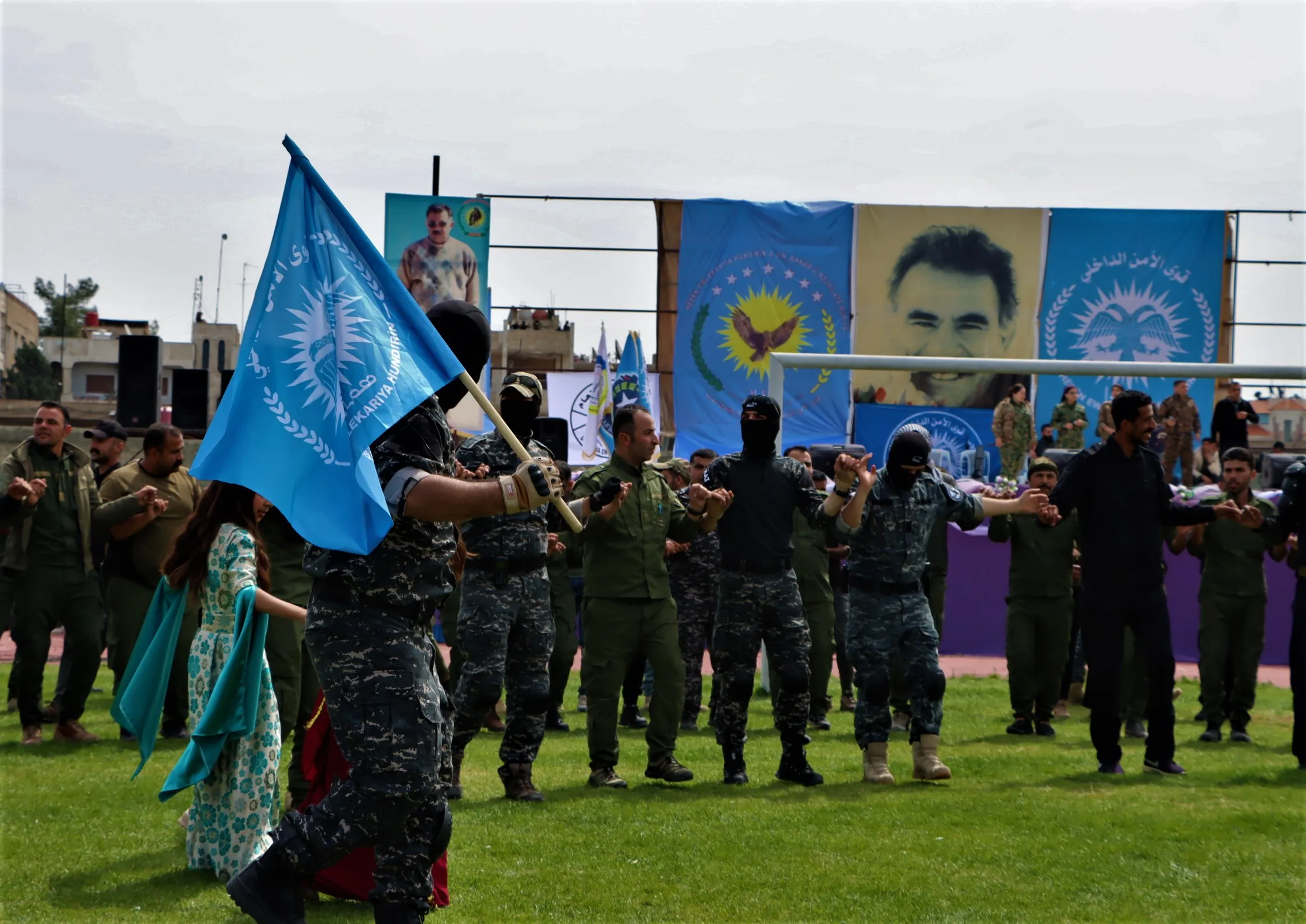 Hêzên Ewlekariya Hundirîn a Cizîr û Firatê cejnên biharê pîroz kirin