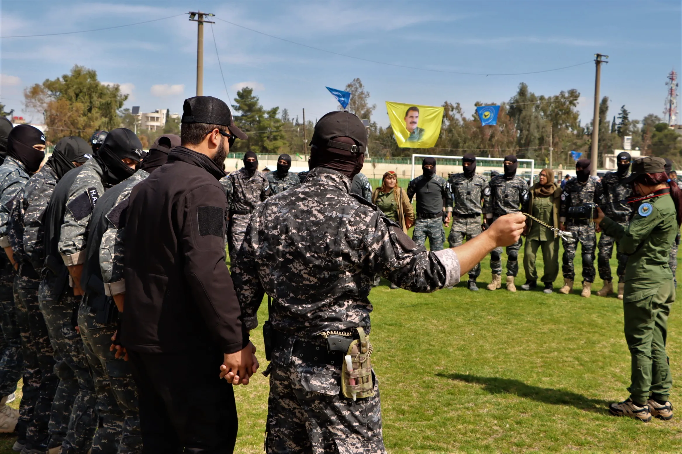 Hêzên Ewlekariya Hundirîn a Cizîr û Firatê cejnên biharê pîroz kirin